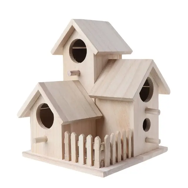 Casa para pájaros de madera